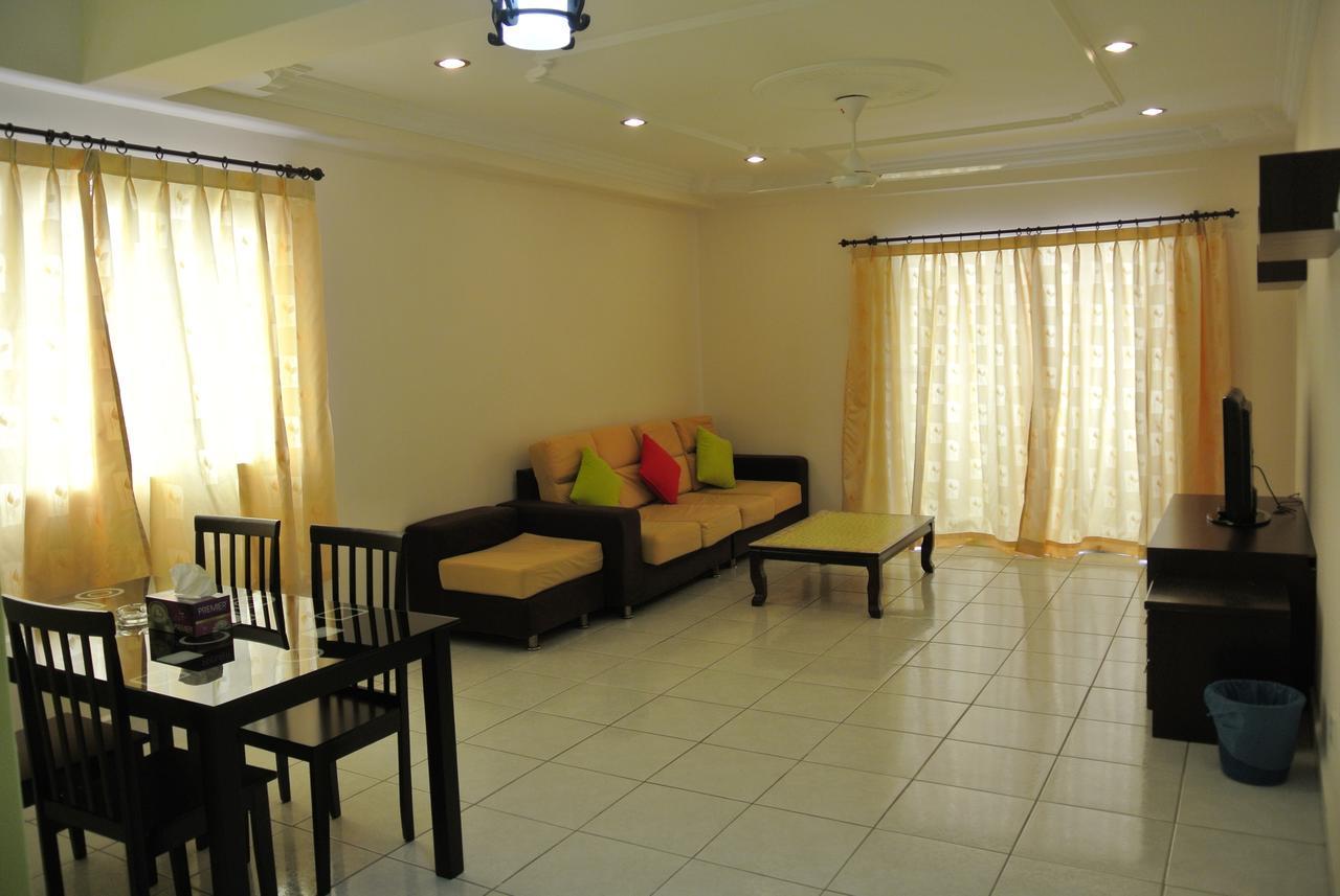 Plaza Melaka Raya Apartment Malacca Exterior foto
